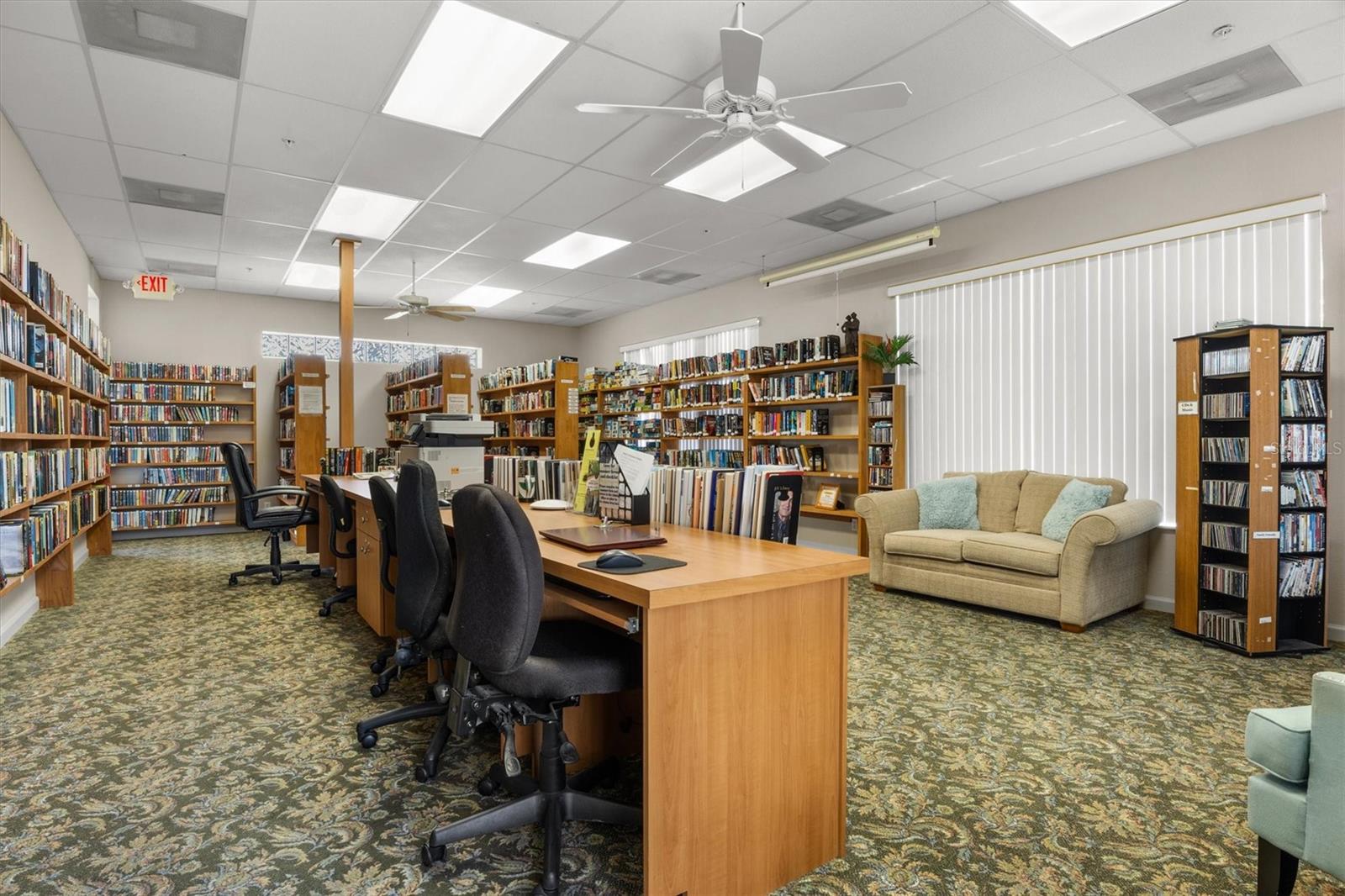 HGLANDS RIDGE ON LAKE BONNET 03 - Residential