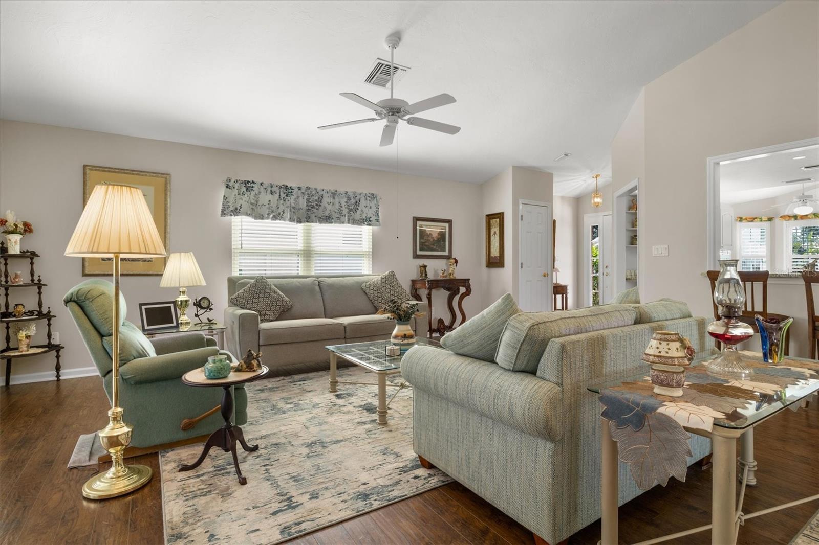 HGLANDS RIDGE ON LAKE BONNET 03 - Residential