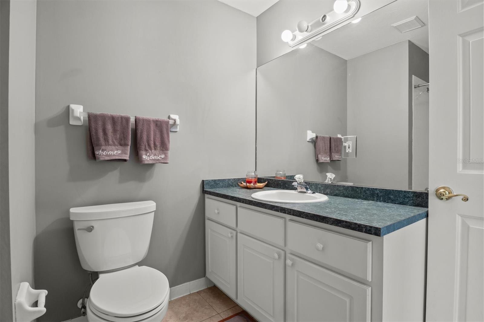 HGLANDS RIDGE ON LAKE BONNET 03 - Residential