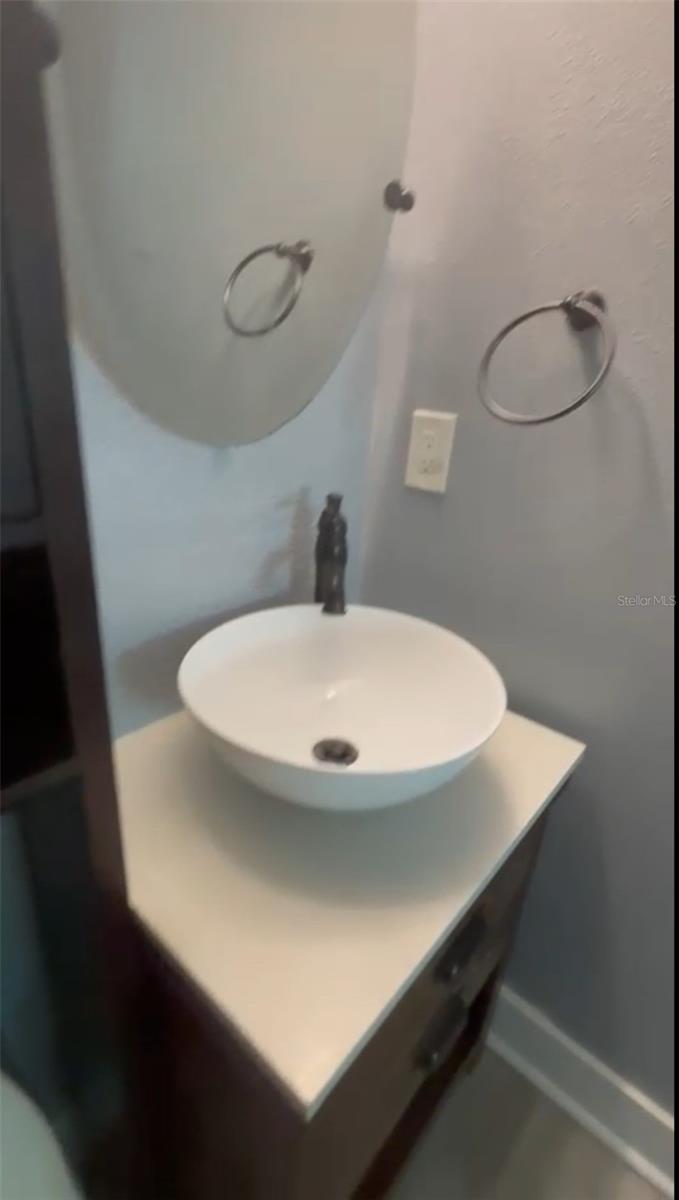 WATERSIDE CONDO II - Residential