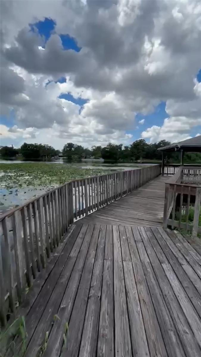 WATERSIDE CONDO II - Residential