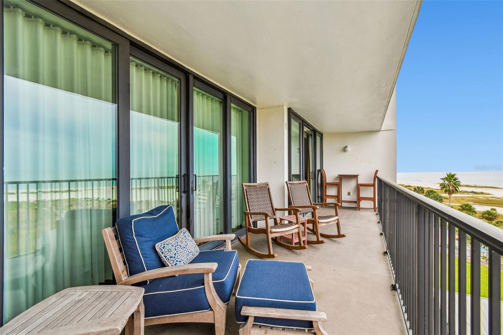 LANDMARK TOWERS II - Residential