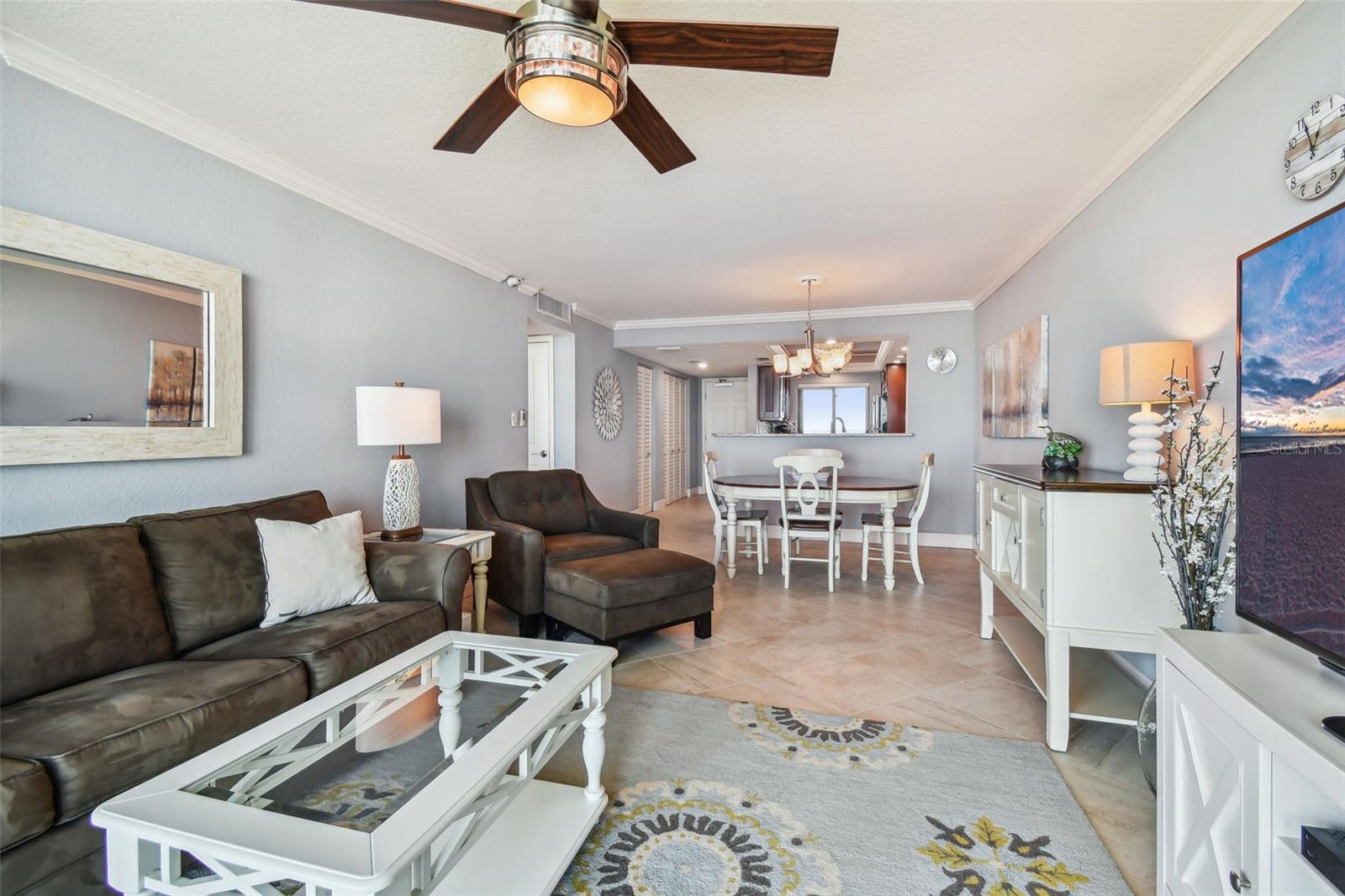 LANDMARK TOWERS II - Residential