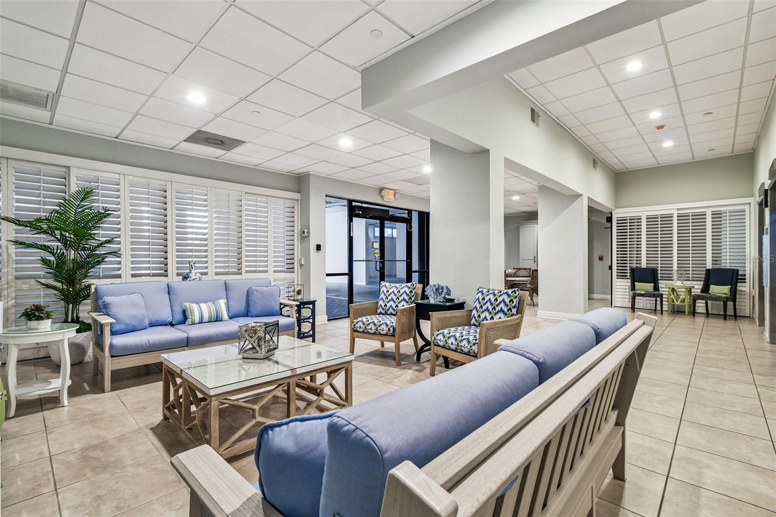 LANDMARK TOWERS II - Residential