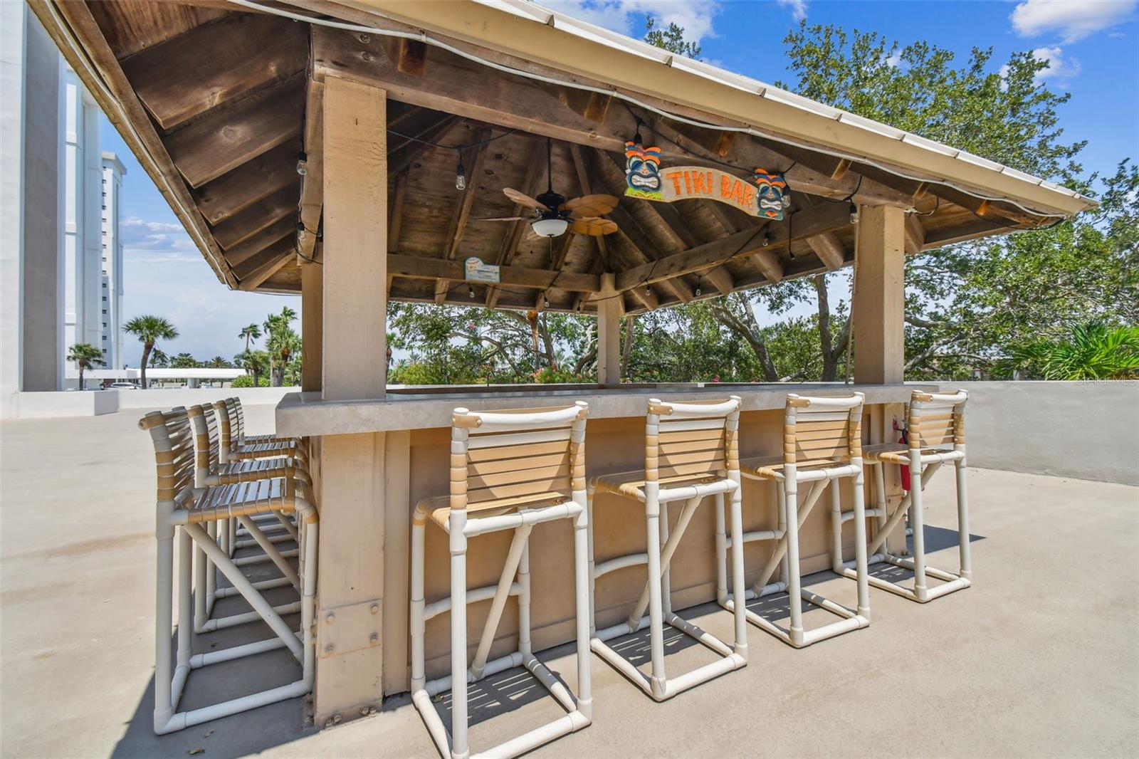 LANDMARK TOWERS II - Residential