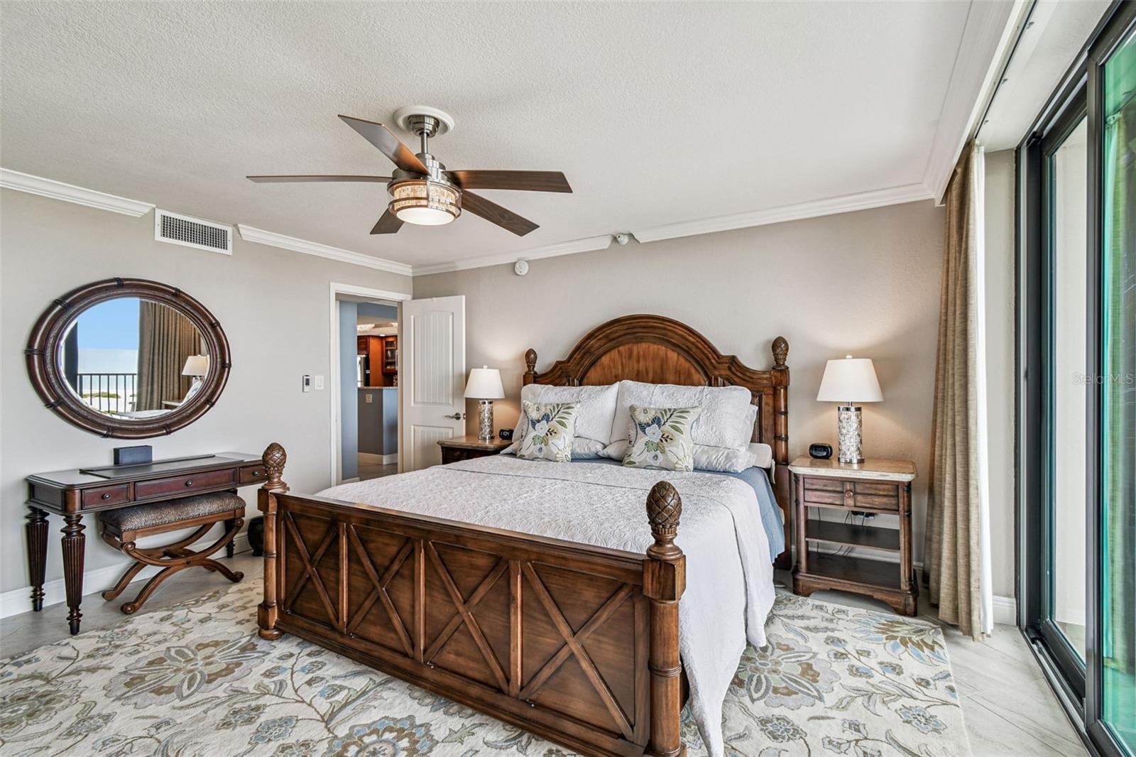 LANDMARK TOWERS II - Residential