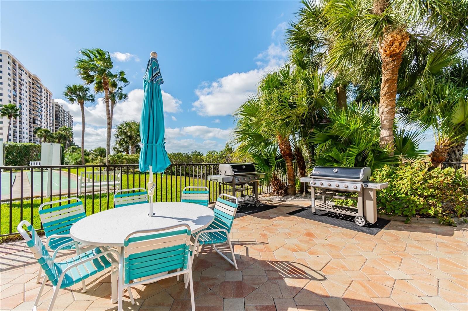 LANDMARK TOWERS II - Residential