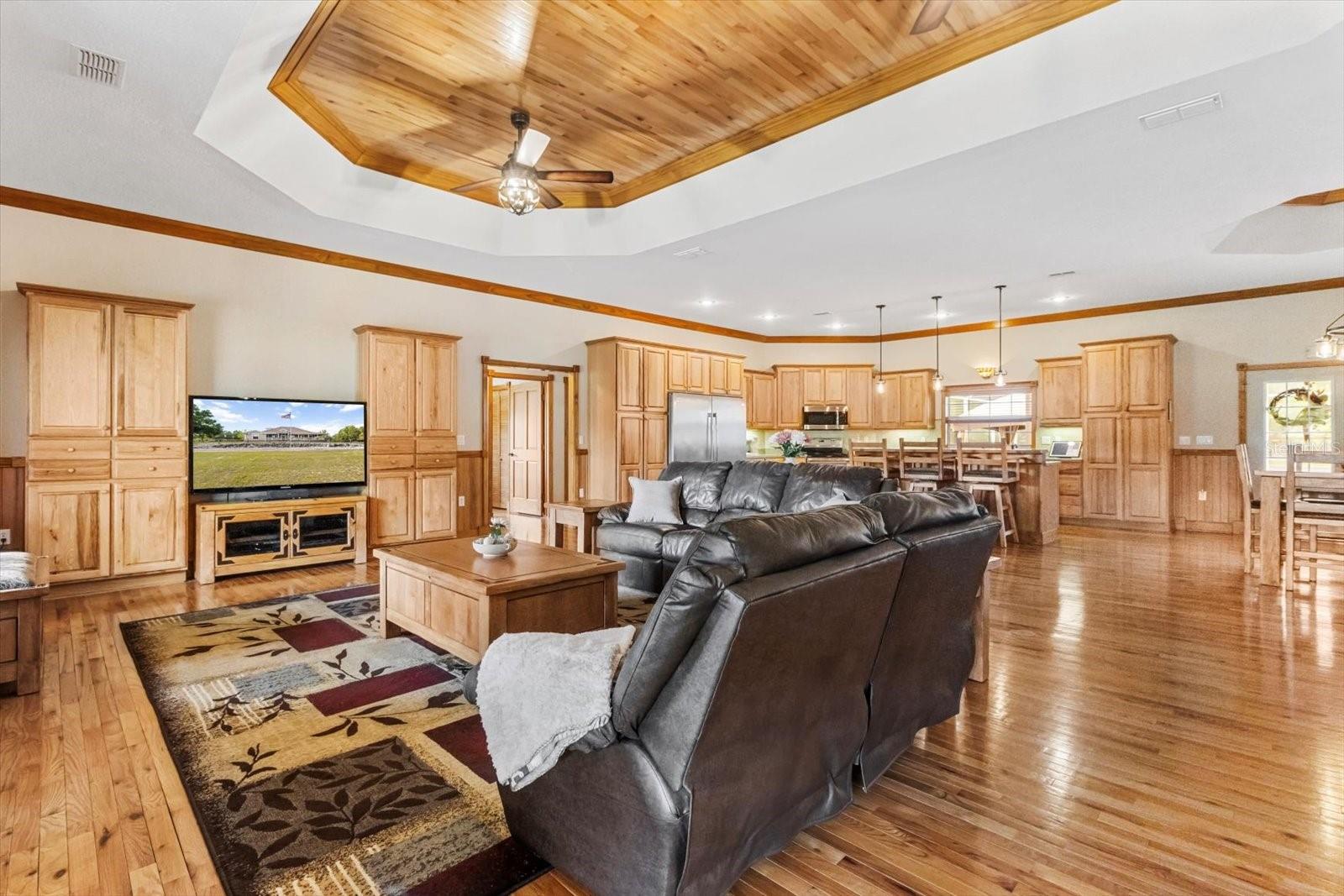 PINERIDGE FARMS - Residential