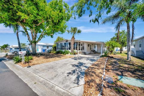 Photo of 123 S Saint Thomas Circle, Apollo Beach, FL 33572 (MLS # TB8480651)