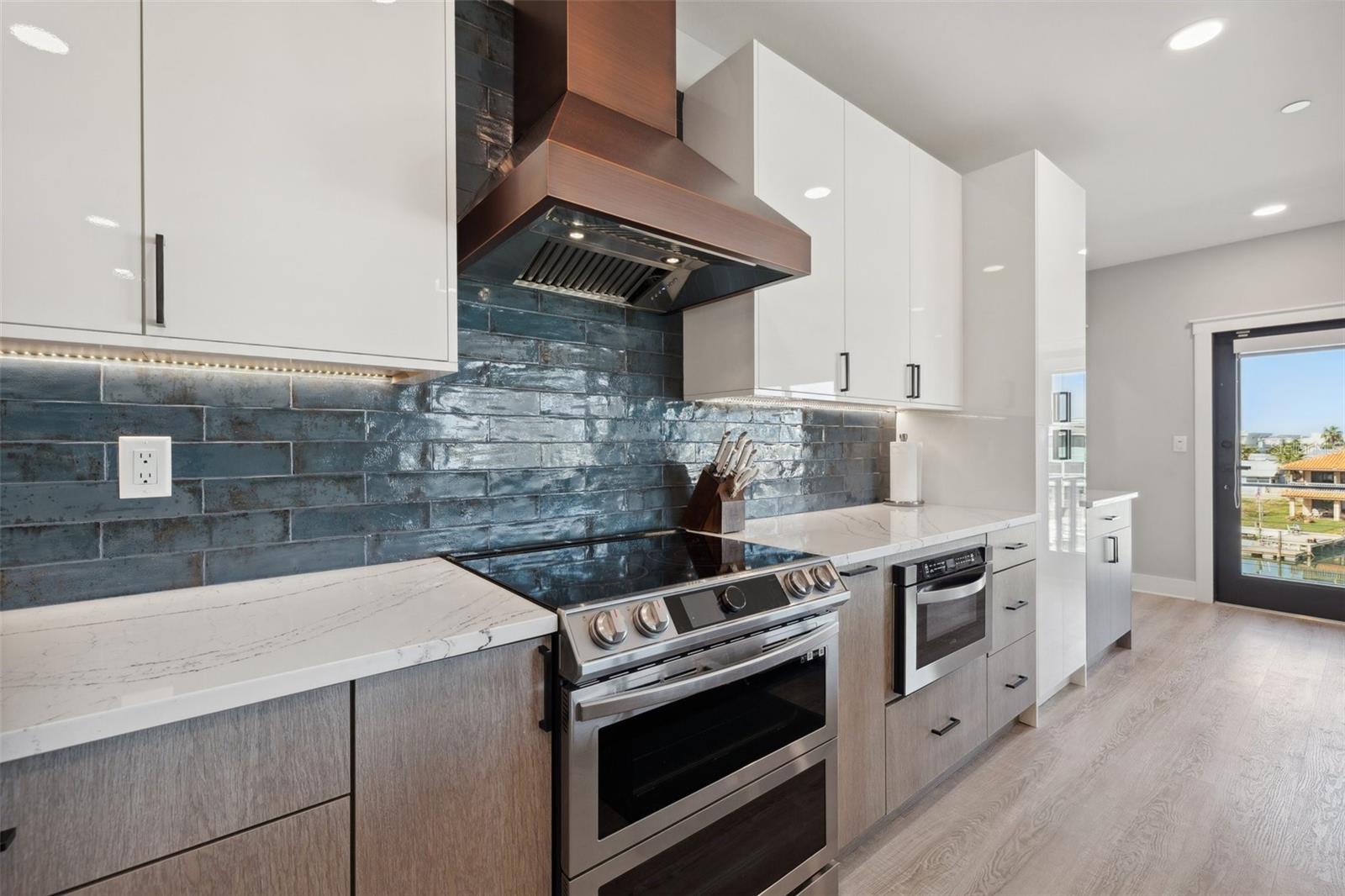 GRIFFITH CAPRI ISLE CONDO - Residential Income