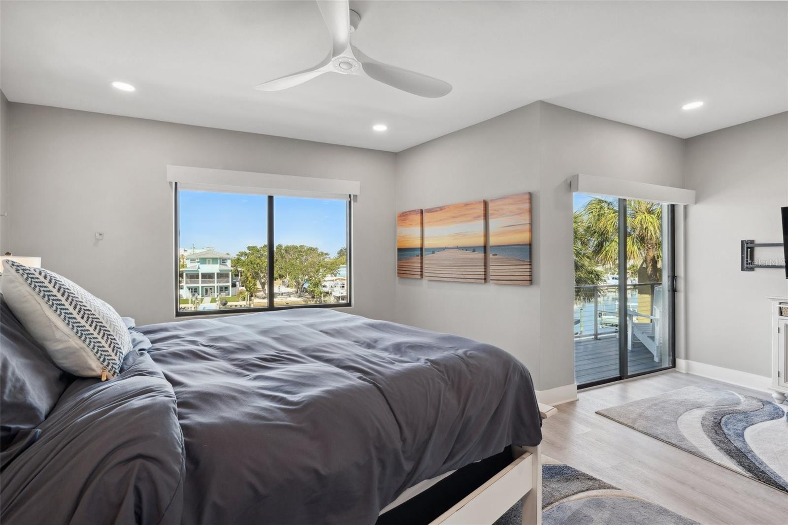 GRIFFITH CAPRI ISLE CONDO - Residential Income