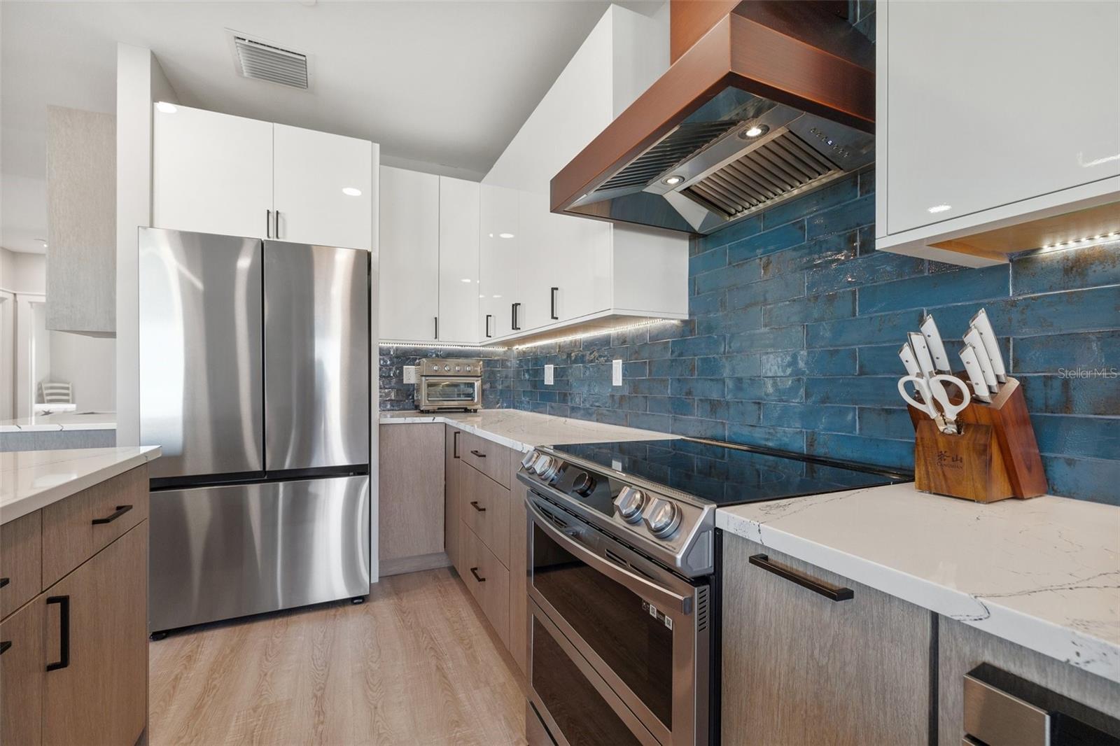 GRIFFITH CAPRI ISLE CONDO - Residential Income