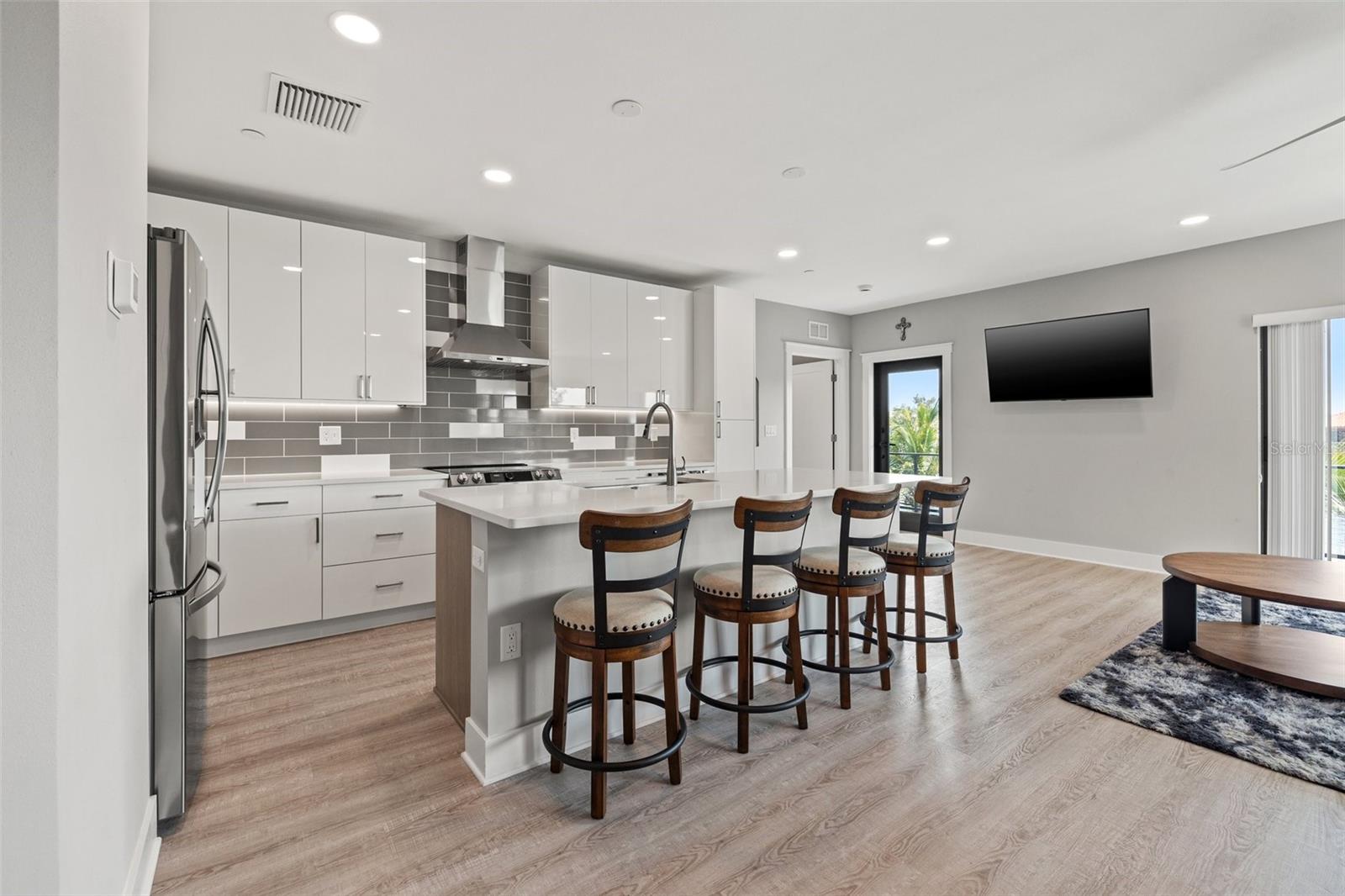 GRIFFITH CAPRI ISLE CONDO - Residential Income