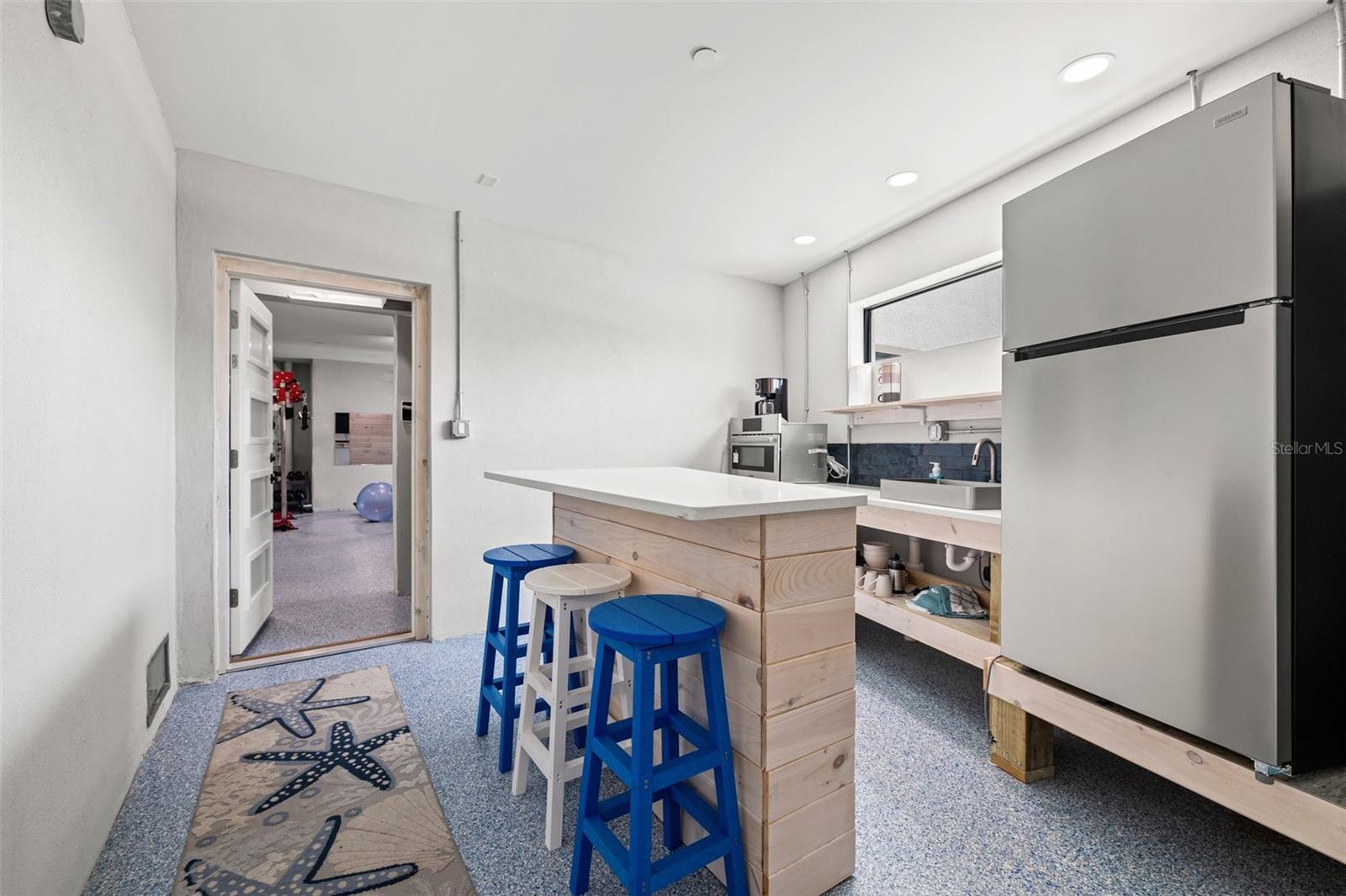 GRIFFITH CAPRI ISLE CONDO - Residential Income