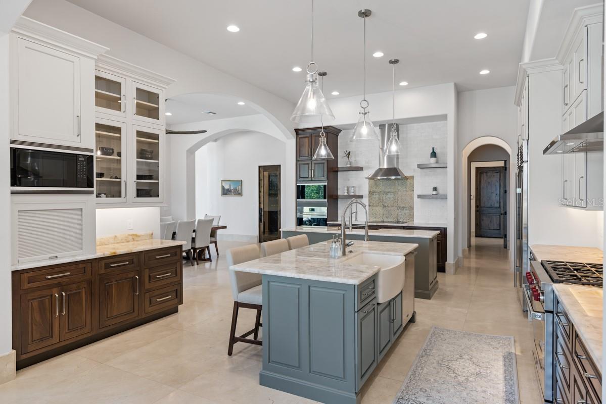 MILLIONAIRE'S ROW - Residential