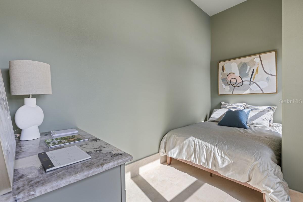 MILLIONAIRE'S ROW - Residential