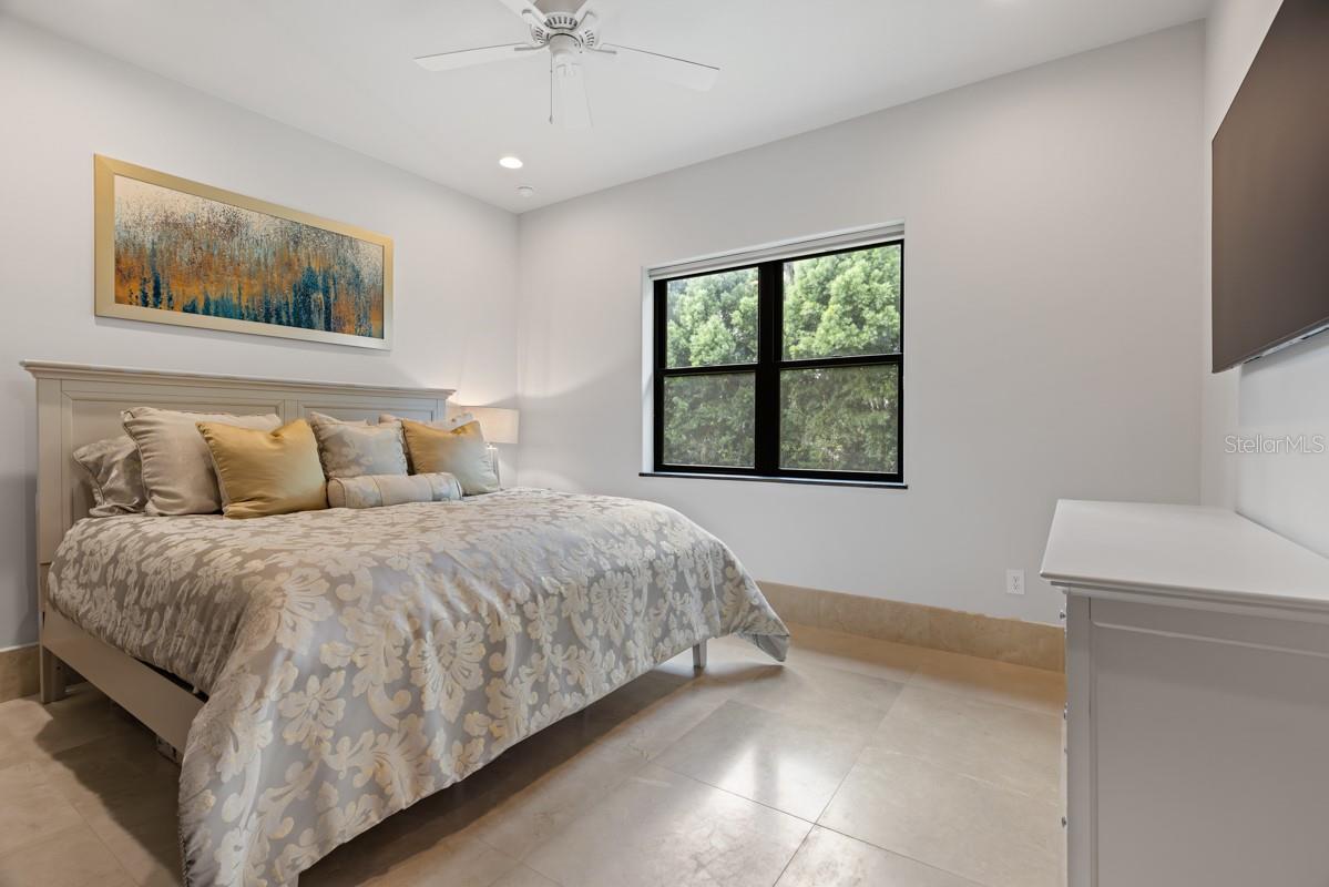 MILLIONAIRE'S ROW - Residential