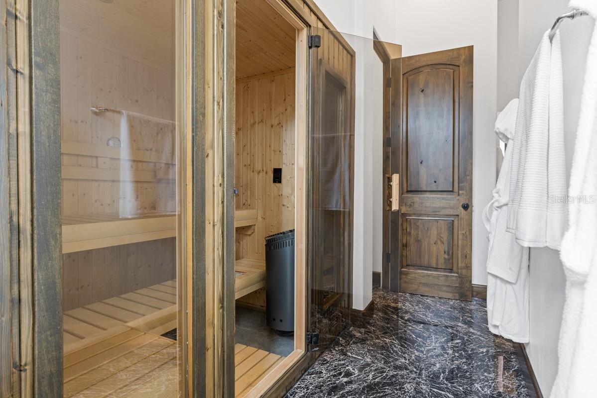 MILLIONAIRE'S ROW - Residential