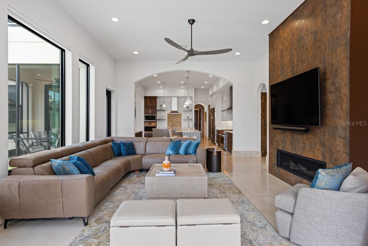 MILLIONAIRE'S ROW - Residential