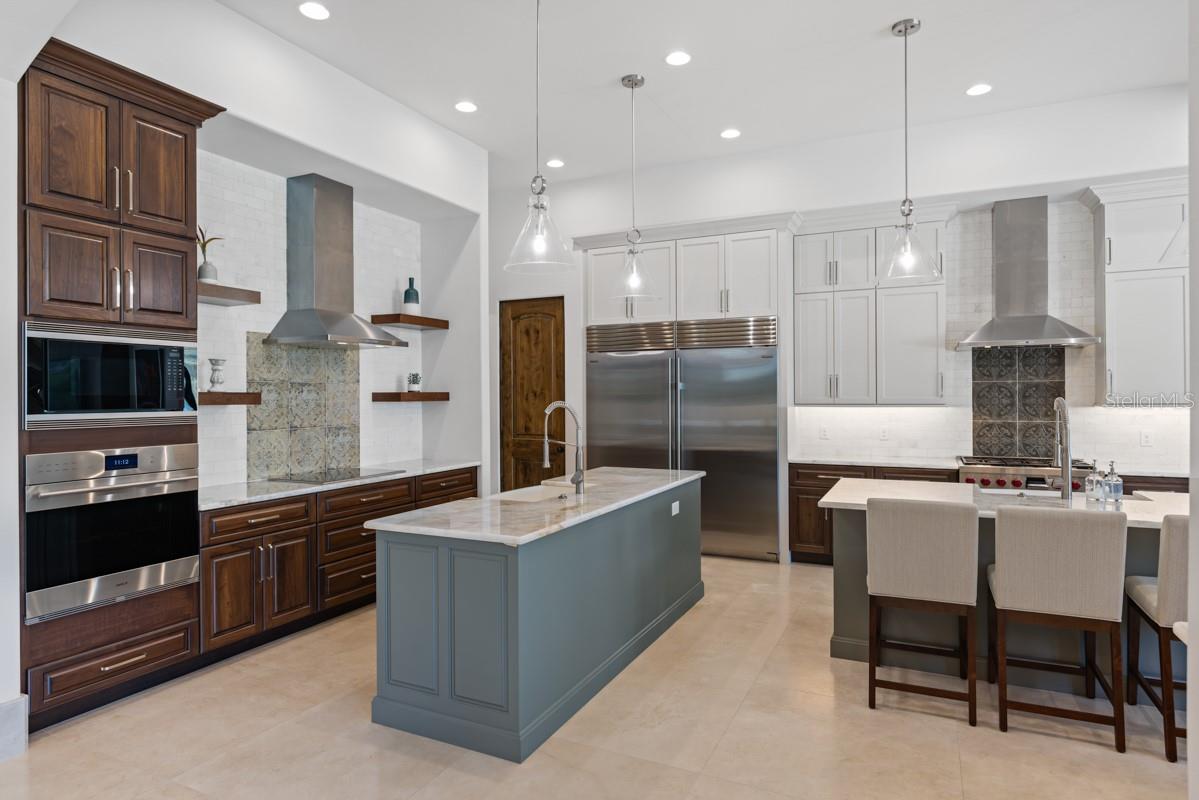 MILLIONAIRE'S ROW - Residential