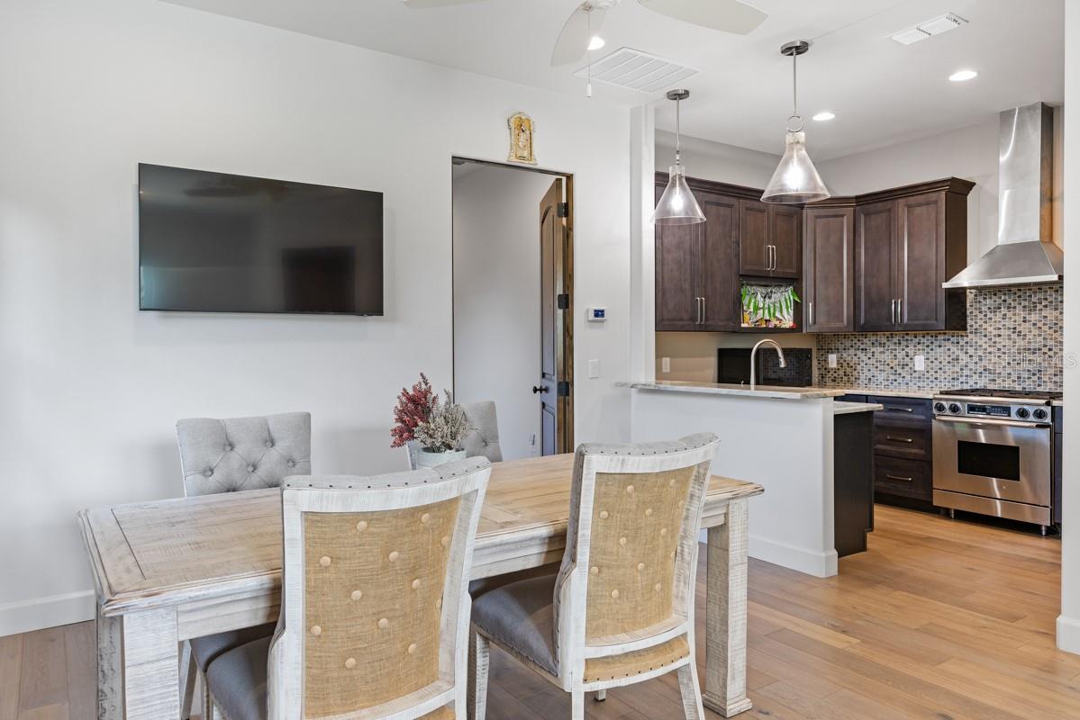 MILLIONAIRE'S ROW - Residential