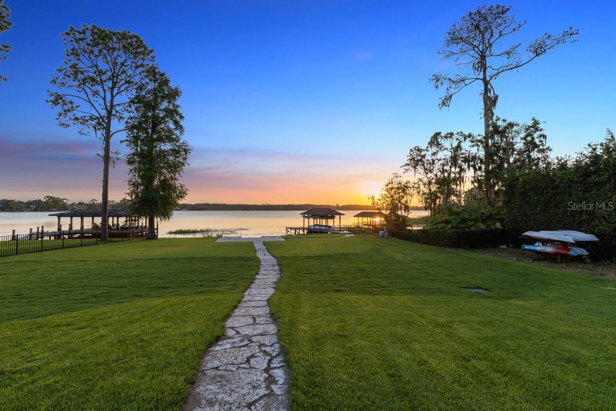 MILLIONAIRE'S ROW - Residential