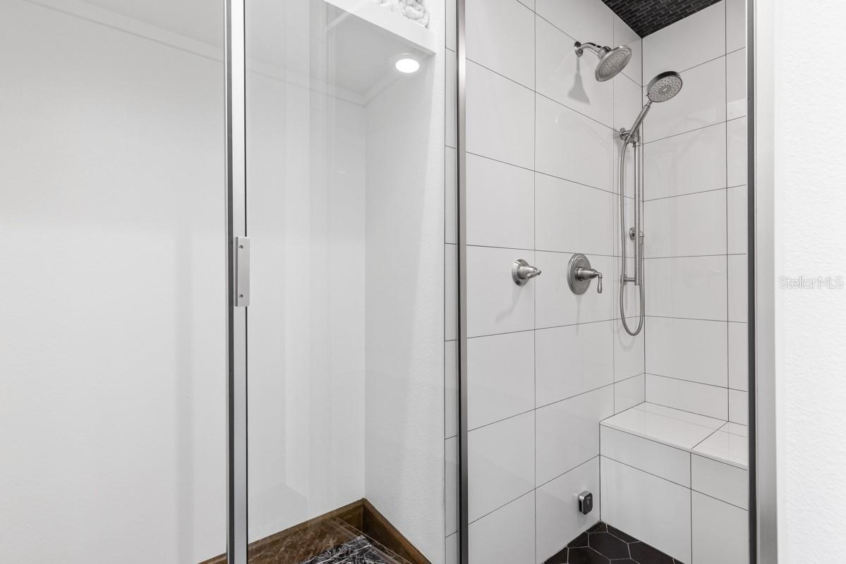 MILLIONAIRE'S ROW - Residential