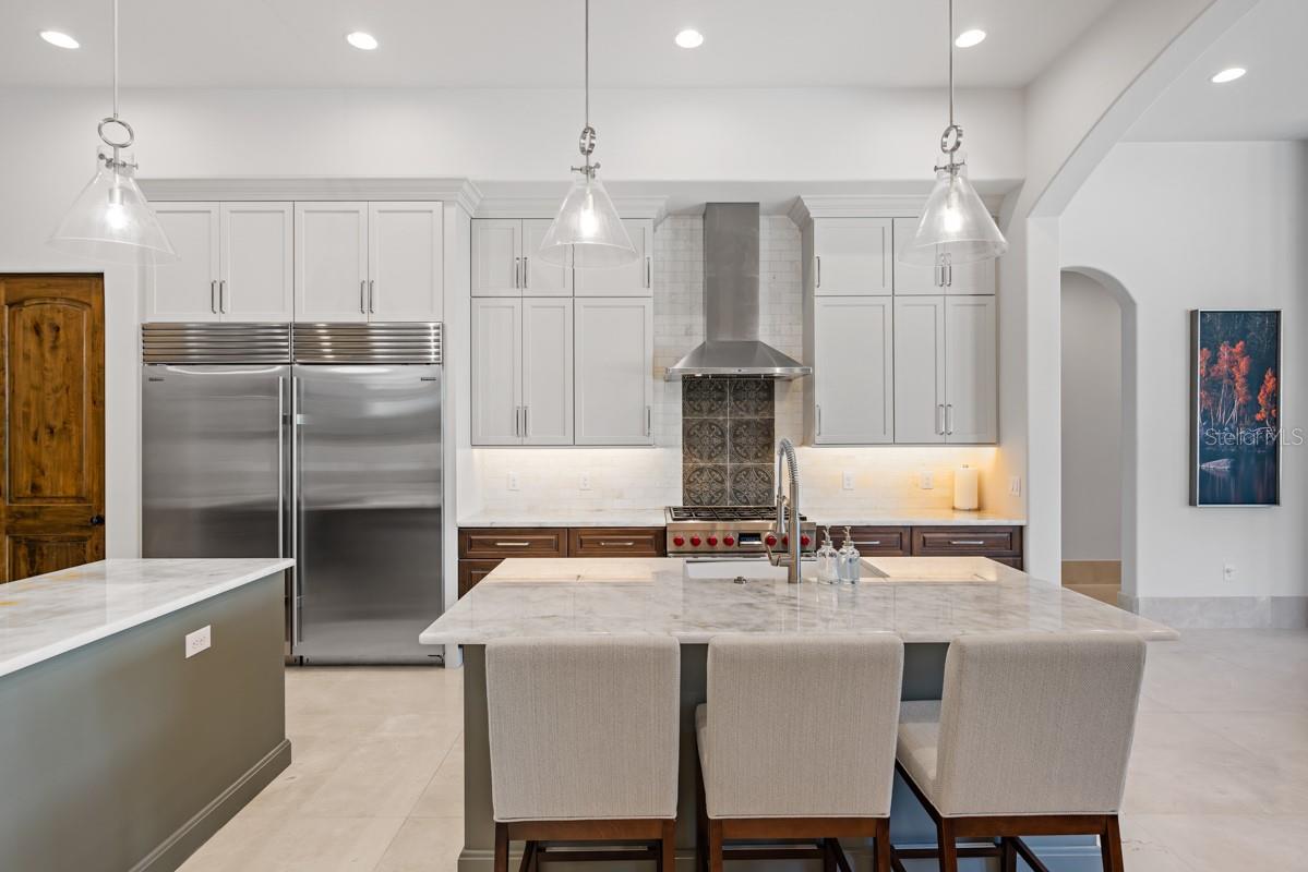 MILLIONAIRE'S ROW - Residential