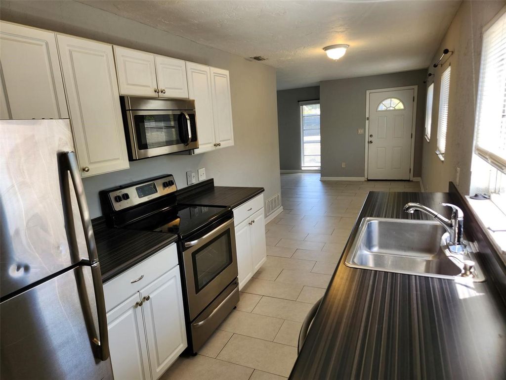 Photo of 5219 17th Avenue S #5219, Gulfport, FL 33707 (MLS # TB8494095)