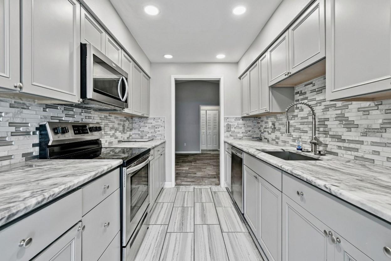 BREEZY MEADOWS UNIT 3 - Residential