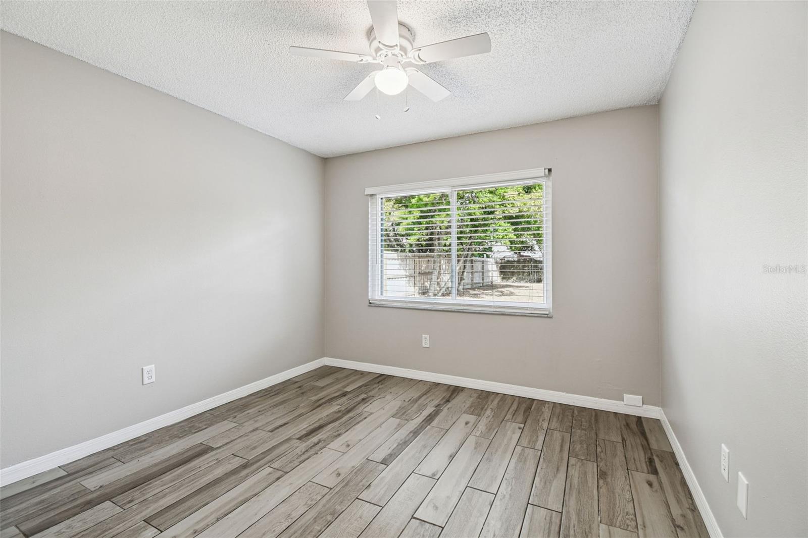 BREEZY MEADOWS UNIT 3 - Residential