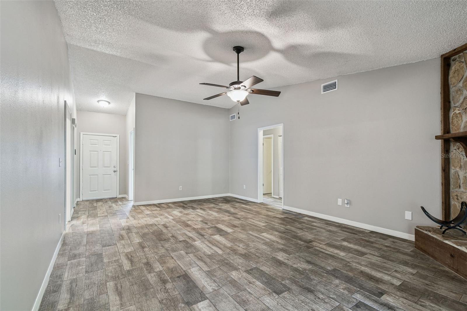 BREEZY MEADOWS UNIT 3 - Residential