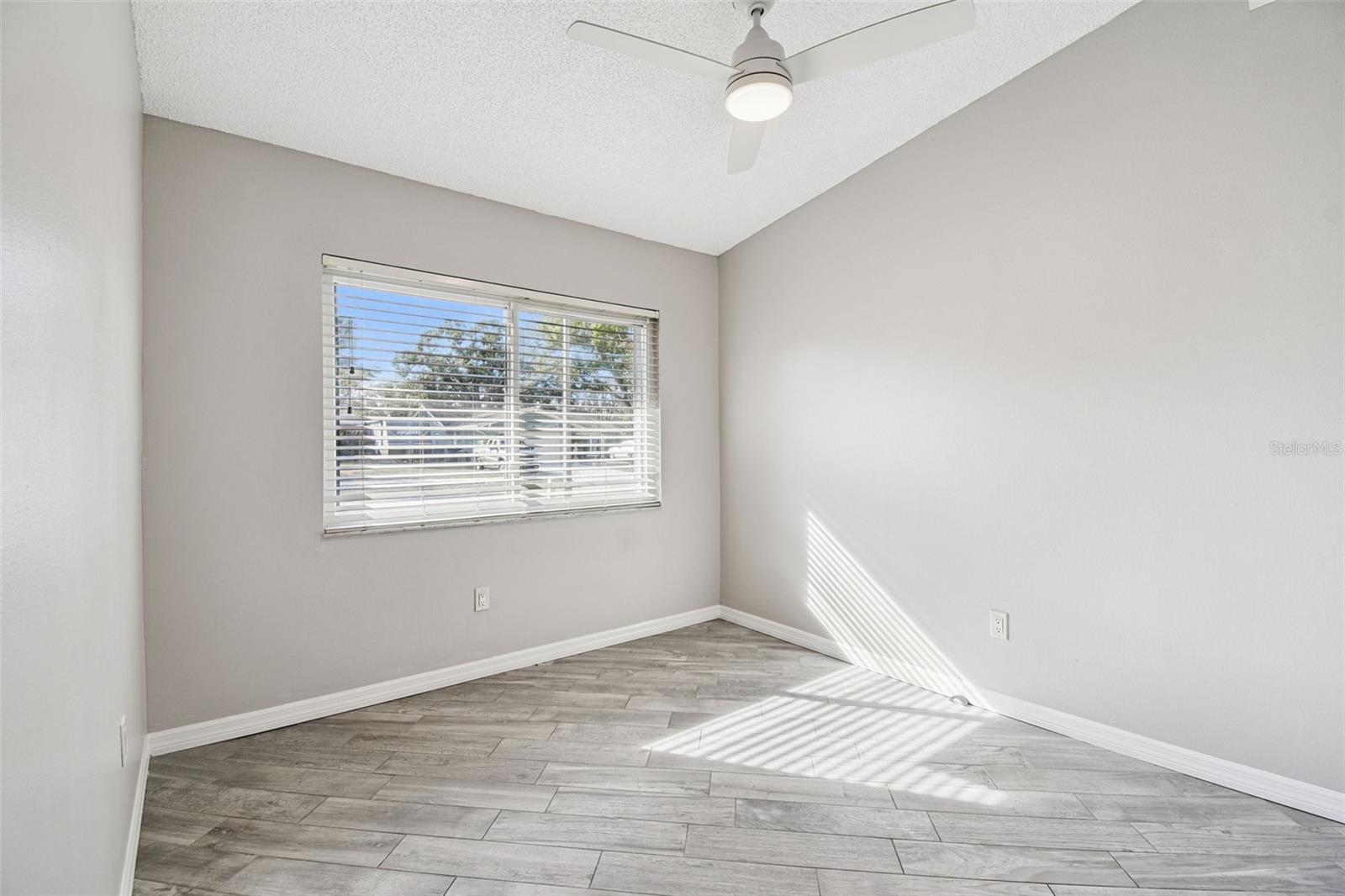 BREEZY MEADOWS UNIT 3 - Residential