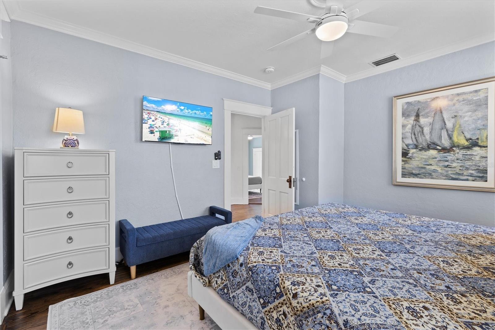 MRS LAURA HOUGHS - Residential