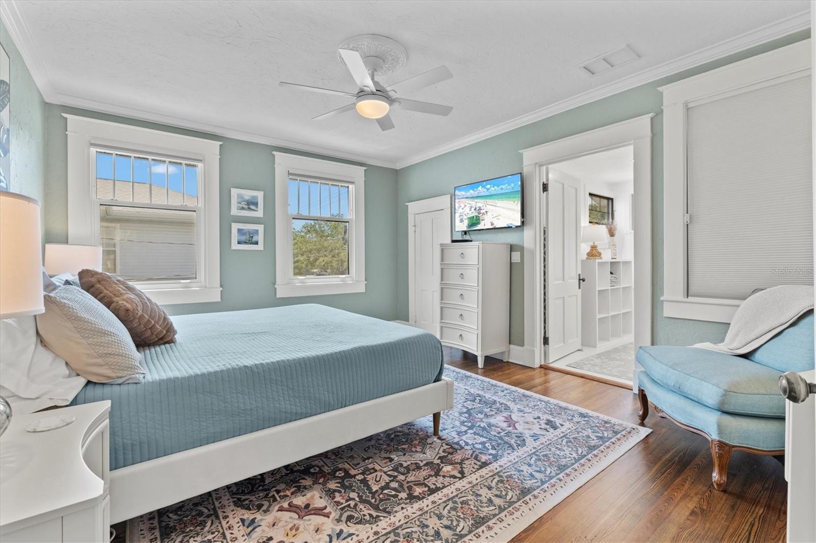 MRS LAURA HOUGHS - Residential