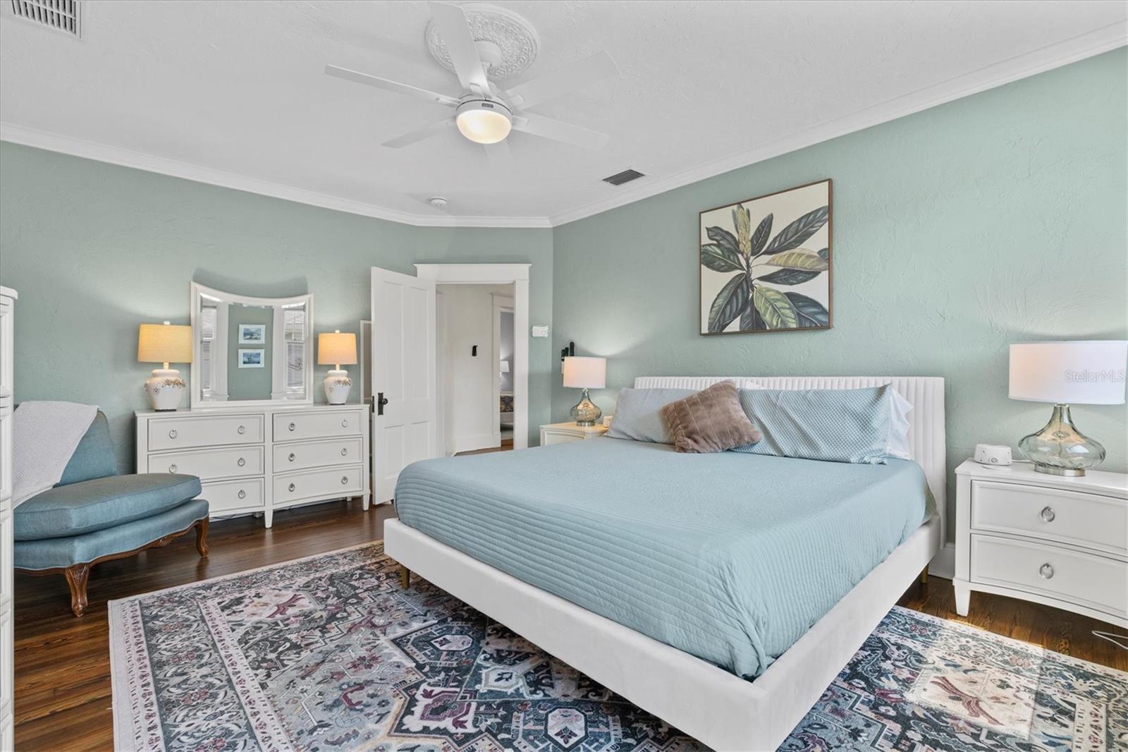 MRS LAURA HOUGHS - Residential