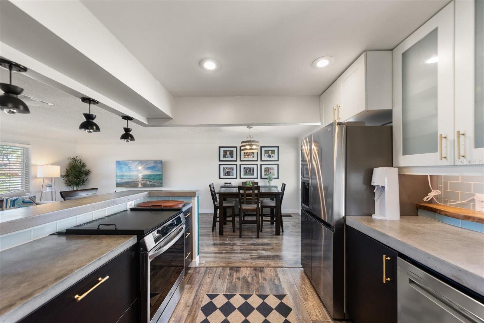 SEMINOLE LAKE GOLF & COUNTRY CLUB ESTATES - Residential