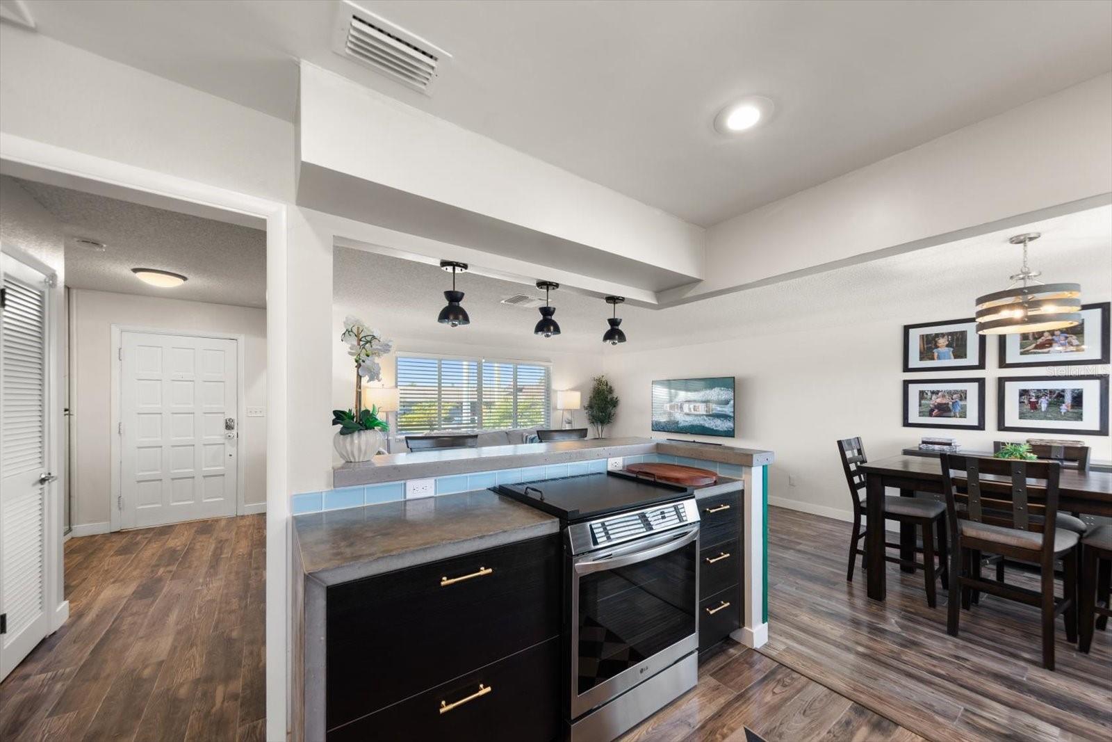 SEMINOLE LAKE GOLF & COUNTRY CLUB ESTATES - Residential