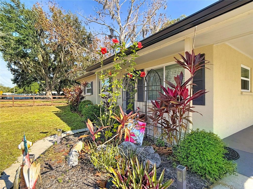 Photo of 5811 Sawyer Road, Lakeland, FL 33810 (MLS # L4957795)