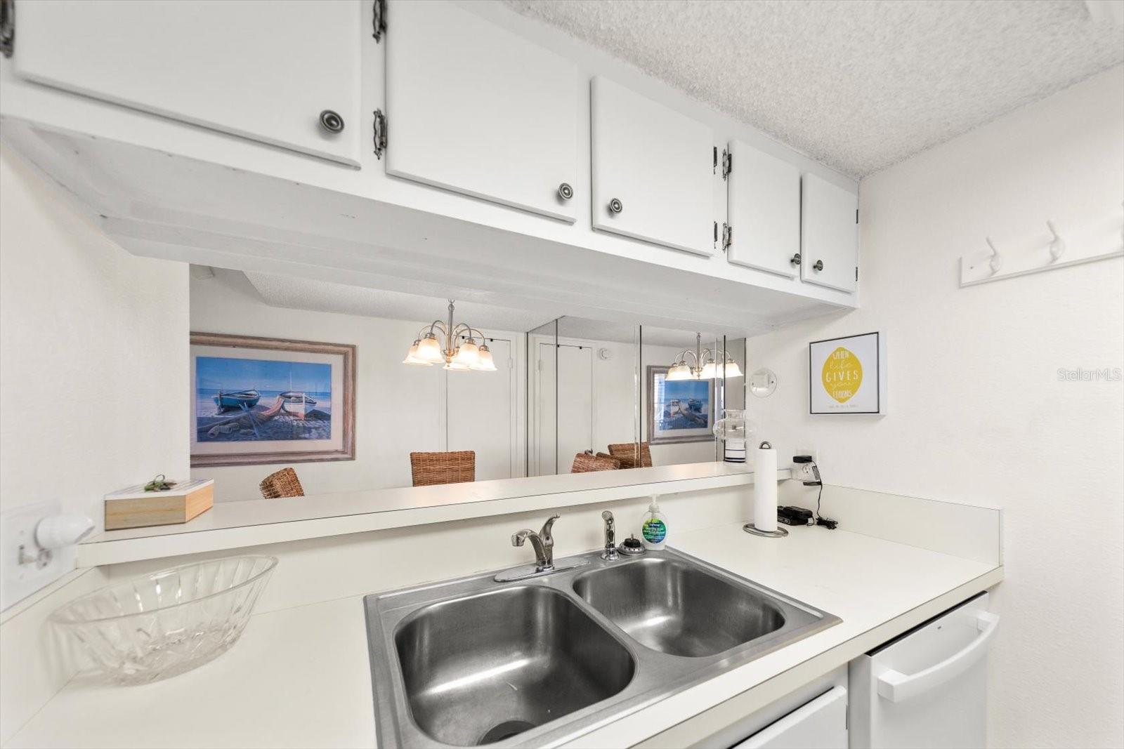 MADEIRA BEACH YACHT CLUB CONDO - Residential