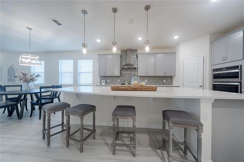Tiny photo for 605 Big Pine Avenue, Minneola, FL 34715 (MLS # TB8502706)