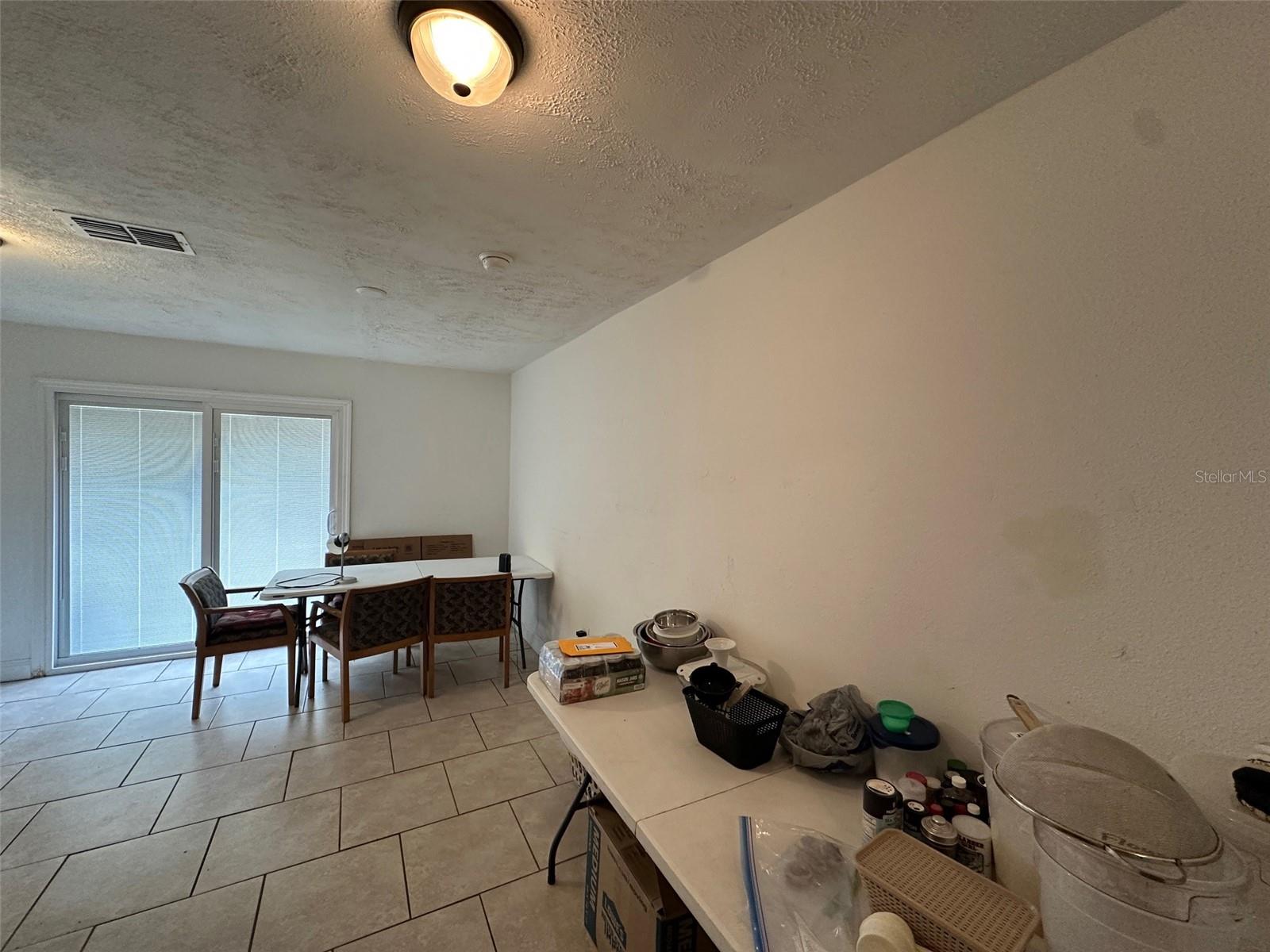 890 EMERALD DRIVE