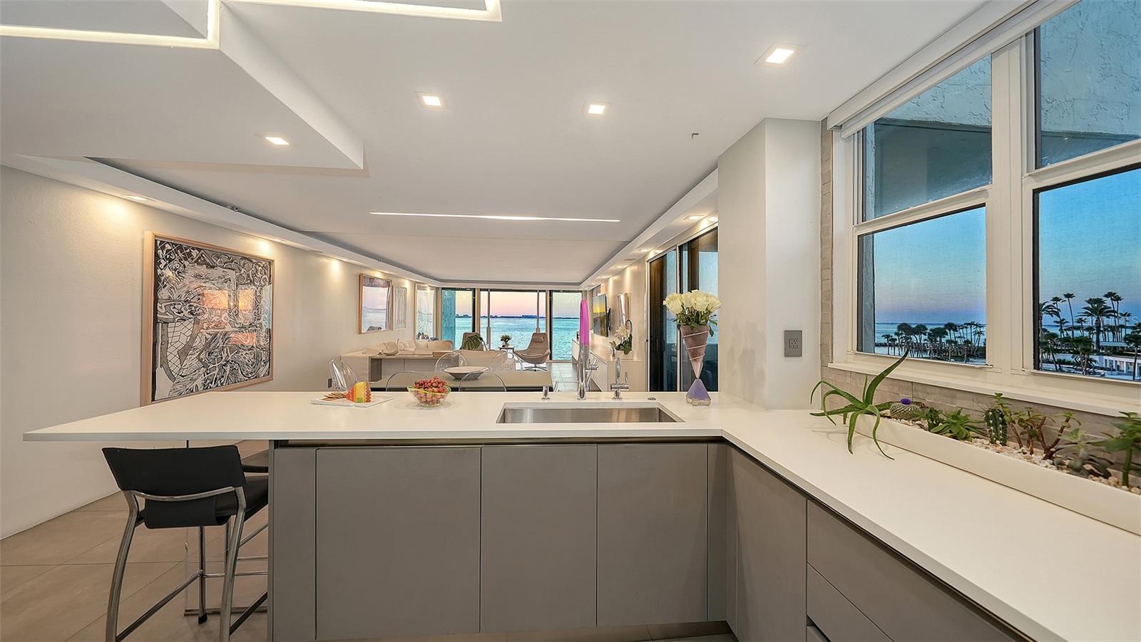 LAWRENCE POINTE I - Residential