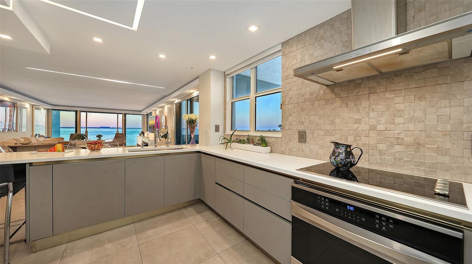 LAWRENCE POINTE I - Residential