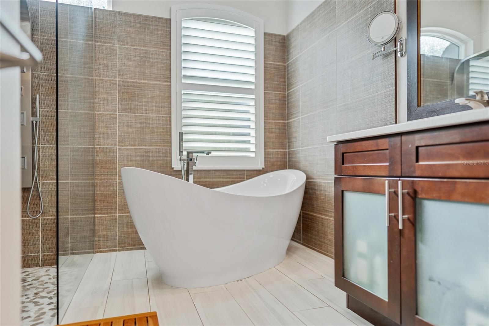 WINDERMERE POINTE AT LAKE ROPER - Residential