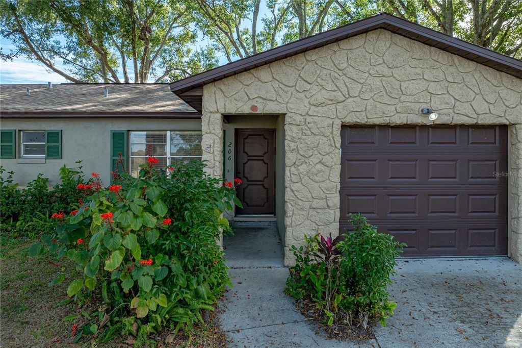 Photo of 206 Lake Thomas Drive, Winter Haven, FL 33880 (MLS # P4937159)