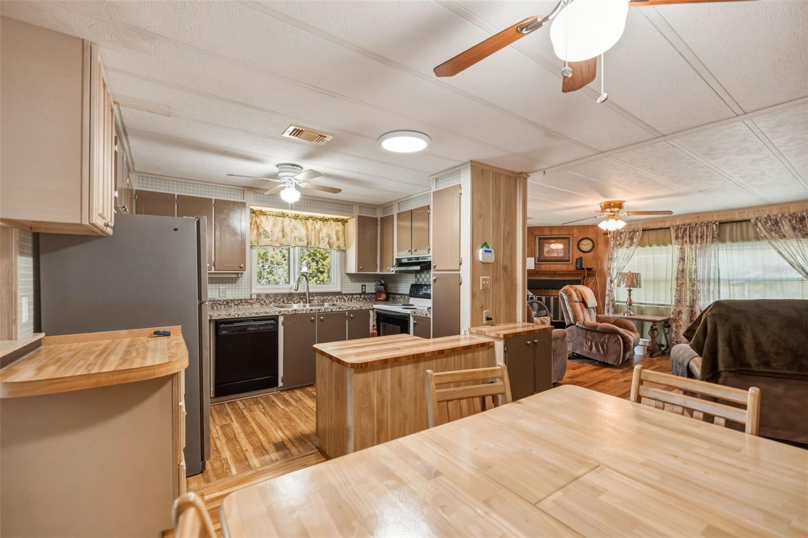 MINI FARMS UNIT 9 - Residential