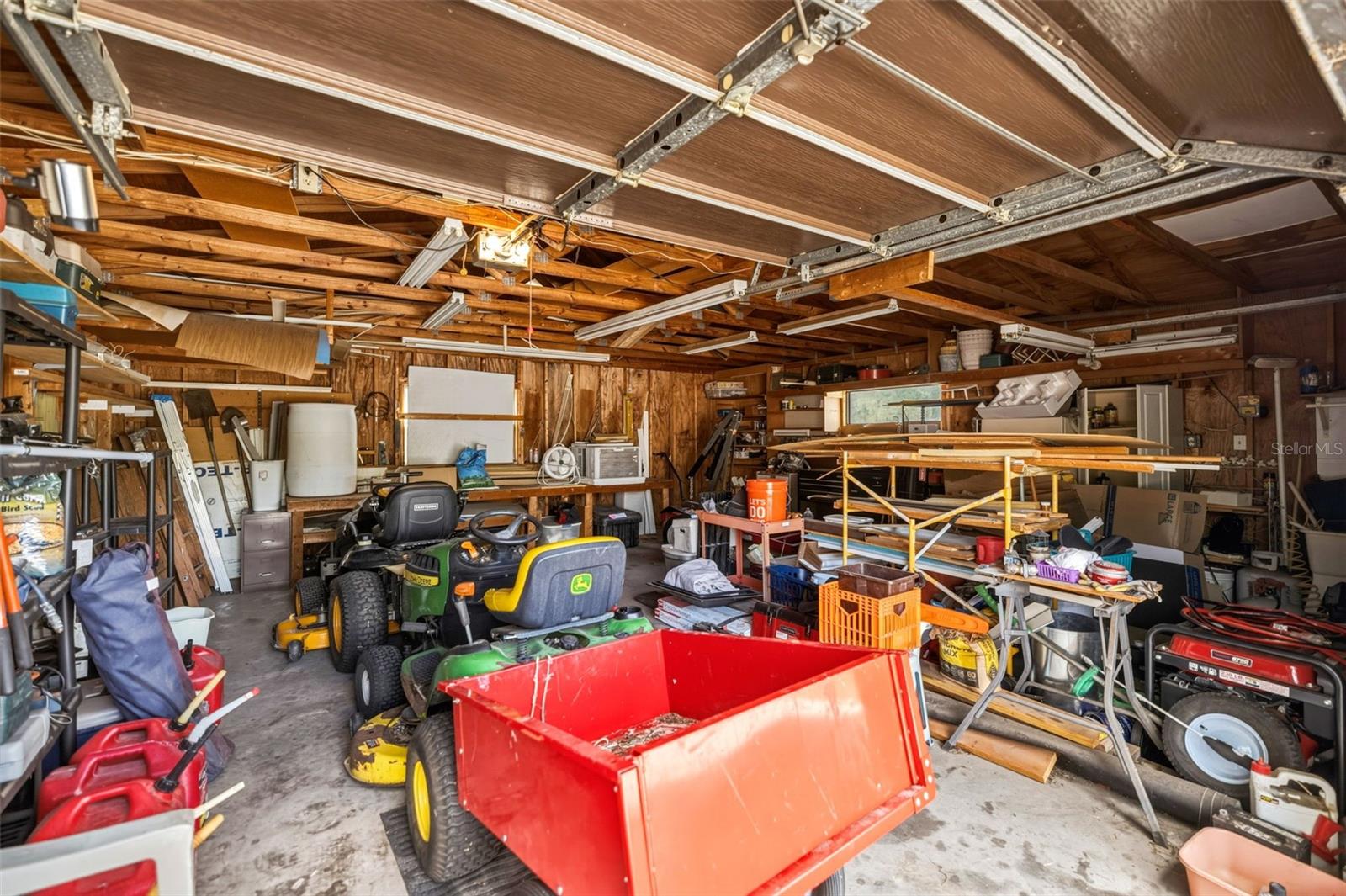 MINI FARMS UNIT 9 - Residential