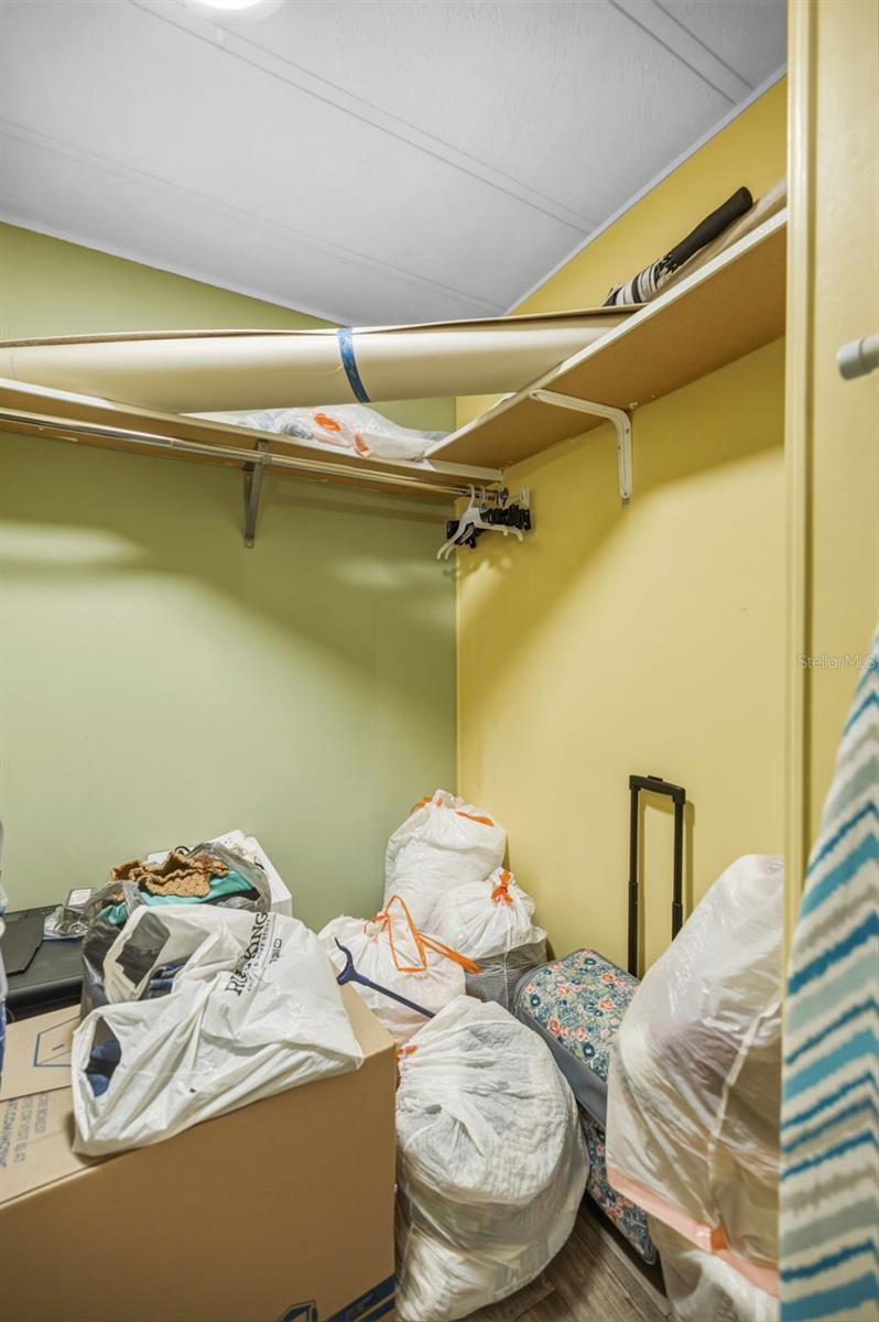 MINI FARMS UNIT 9 - Residential