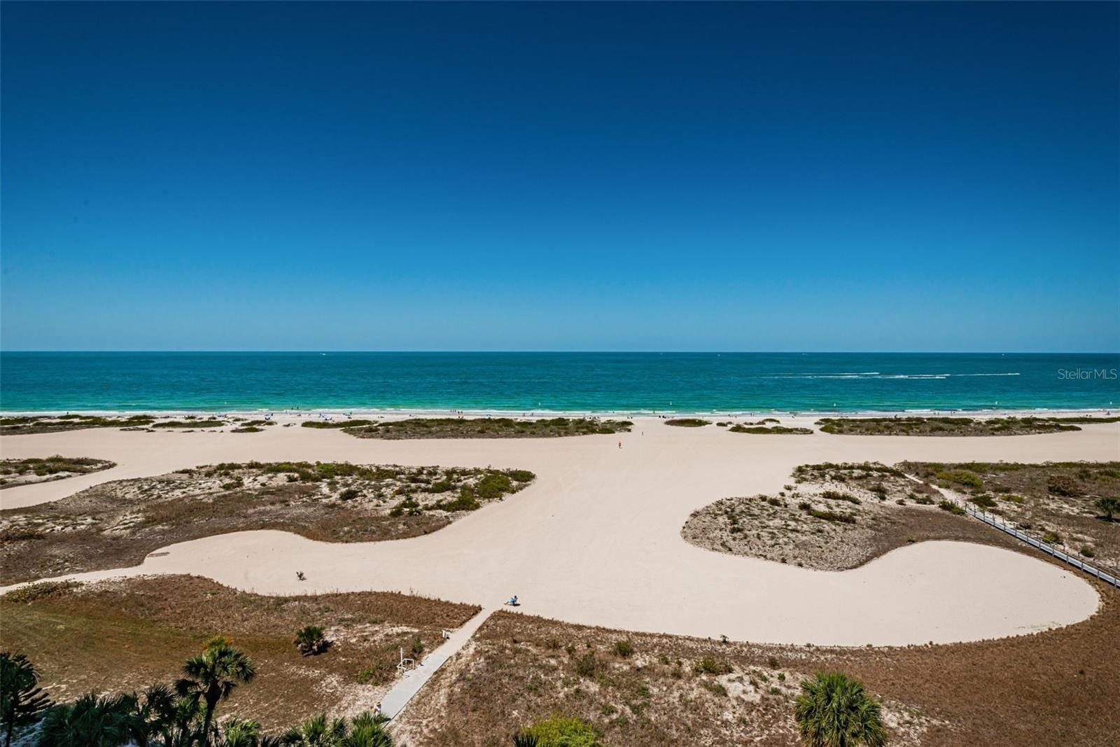 HARBOUR LIGHT TOWERS CONDO - Residential